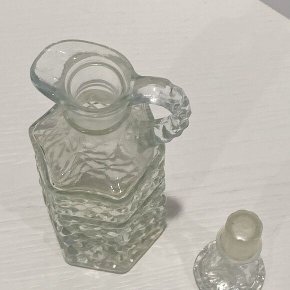 Anchor Hocking Vintage Wexford Oil & Vinegar Cruet With Stopper Top - Picture 6 of 7